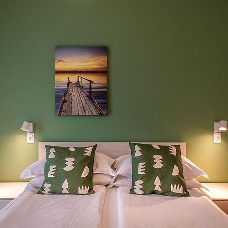 Lake View With Aircon - 5 Minutes From The Beach! Бренцоне-суль-Гарда Экстерьер фото